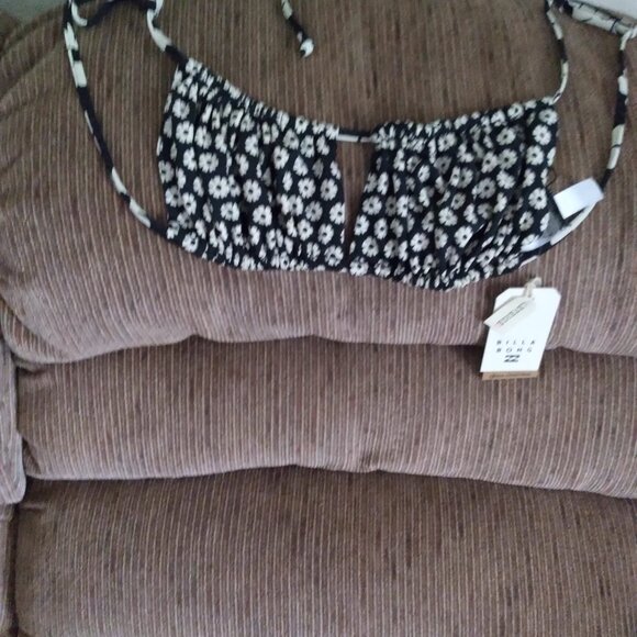 Bikini - Picture 4 of 4